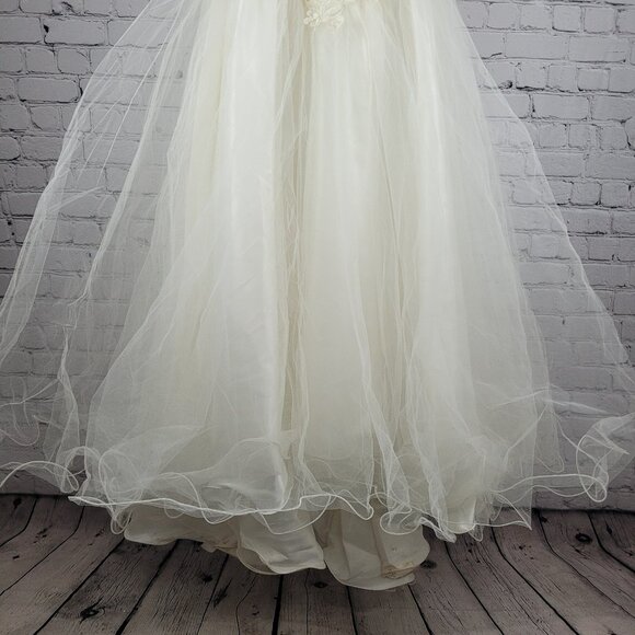 VTG Bonny Ivory Lace Beaded Embroidered Bodice Tulle Skirt Wedding Gown Dress 10 - Picture 9 of 16